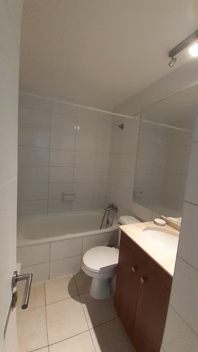 Huérfanos 1400 DP1915B - Imagen 3